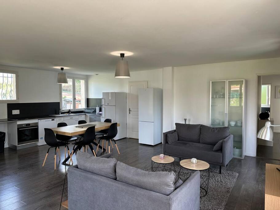 Villa Constance 3 Antibes - Spacieux Logement En Dernier Etage Luaran gambar