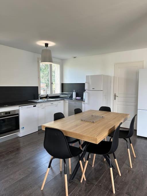 Villa Constance 3 Antibes - Spacieux Logement En Dernier Etage Luaran gambar