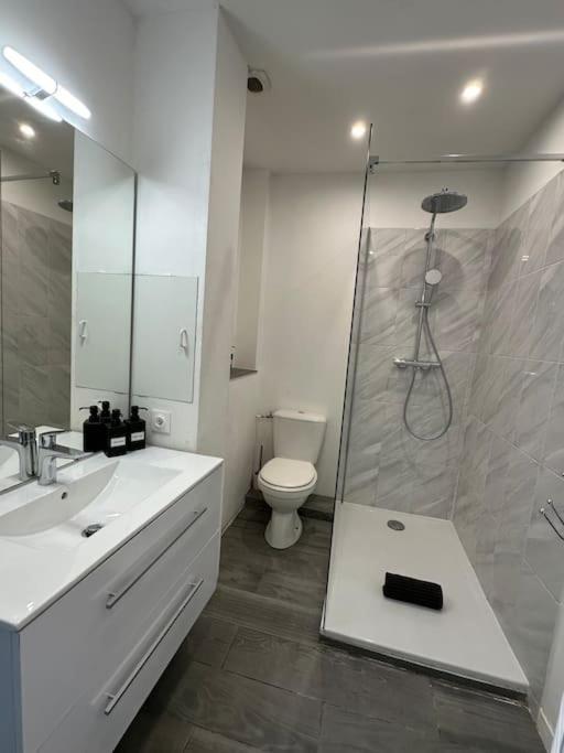 Villa Constance 3 Antibes - Spacieux Logement En Dernier Etage Luaran gambar