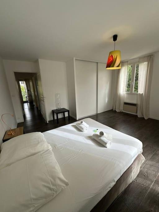 Villa Constance 3 Antibes - Spacieux Logement En Dernier Etage Luaran gambar